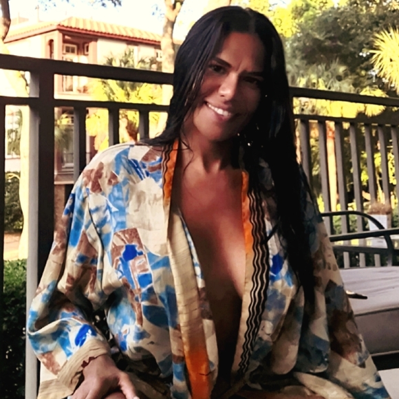 Meet your Posher, Brook - Picture 3 of 5